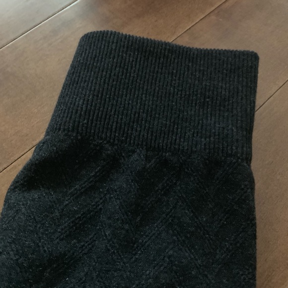 MODCLOTH Fleece Leggings - Picture 4 of 7